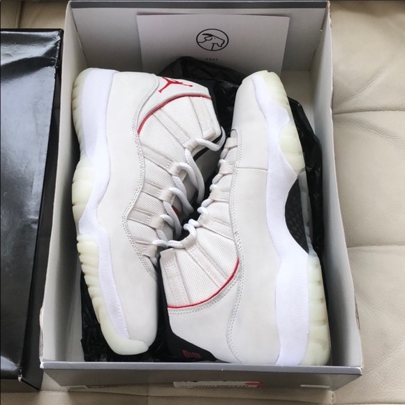 11s cream